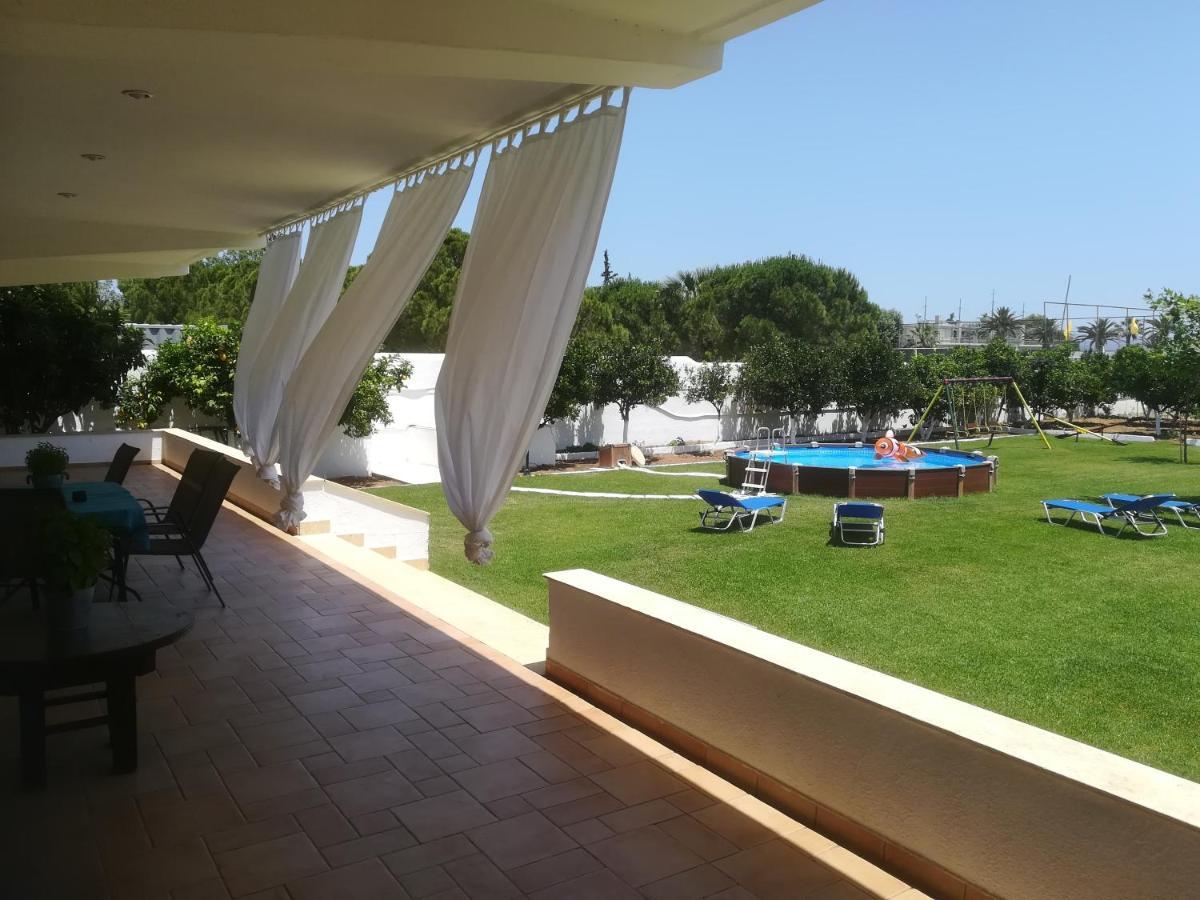 Marathon Beachside Villa 100M From The Beach شينياس المظهر الخارجي الصورة