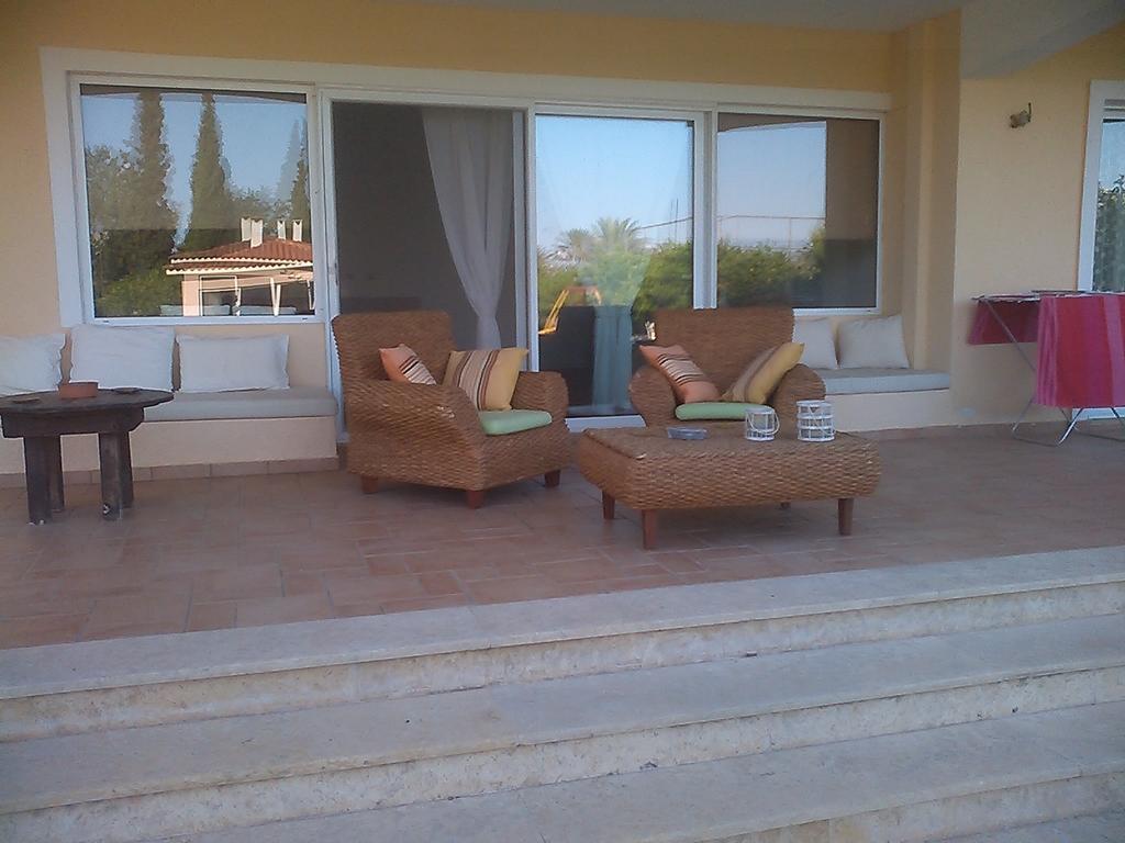 Marathon Beachside Villa 100M From The Beach شينياس المظهر الخارجي الصورة