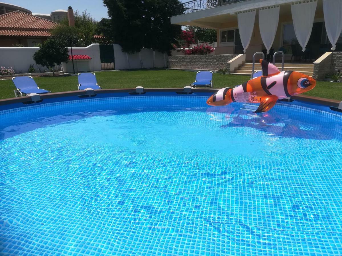 Marathon Beachside Villa 100M From The Beach شينياس المظهر الخارجي الصورة