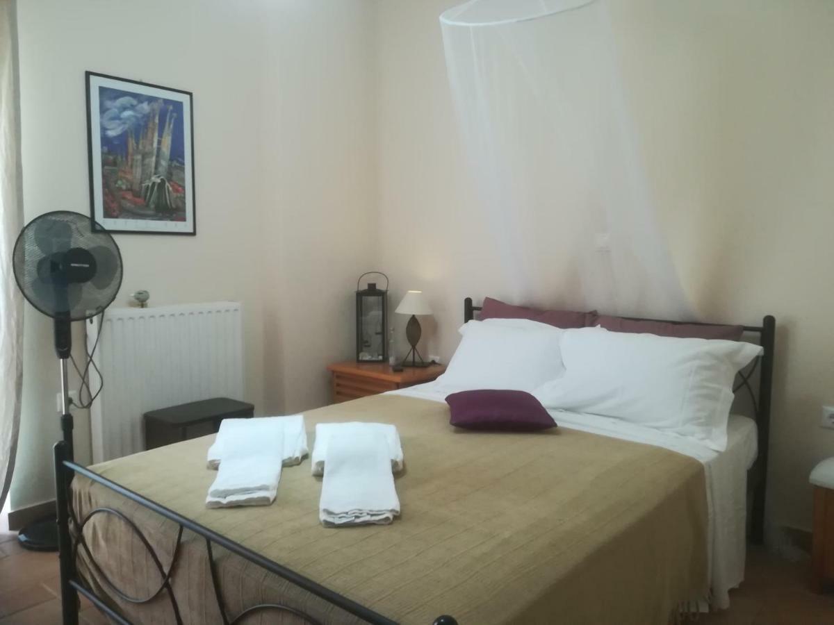 Marathon Beachside Villa 100M From The Beach شينياس المظهر الخارجي الصورة